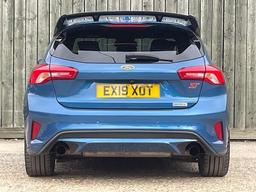 Ford Focus 2.3T EcoBoost ST Euro 6 (s/s) 5dr at 15th