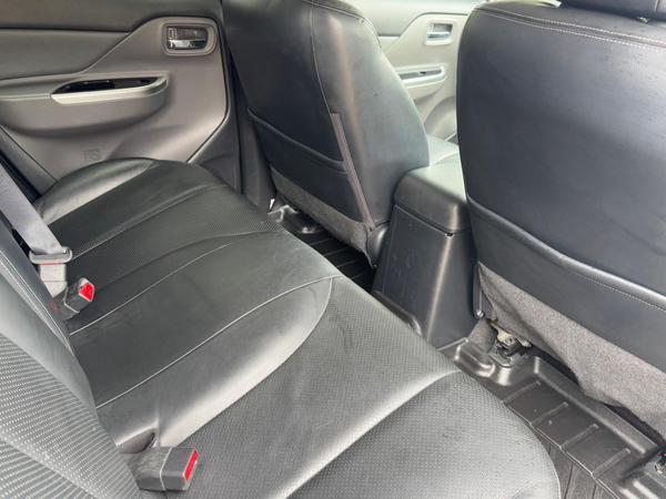 Fiat Fullback 2.4D Cross 4WD Euro 6 4dr