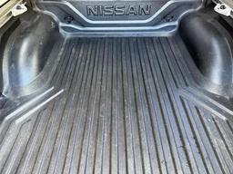 Nissan Navara 2.3 dCi Tekna Auto 4WD Euro 6 4dr at 32th