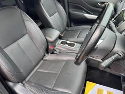 Nissan Navara 2.3 dCi Tekna Auto 4WD Euro 6 4dr at 49th