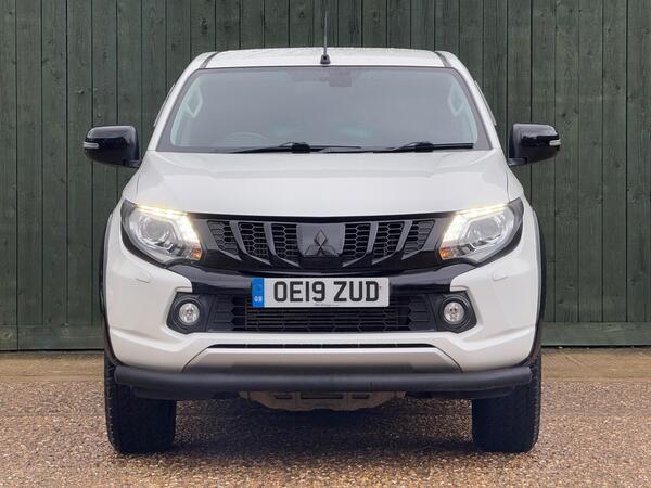 Mitsubishi L200 2.4 DI-D DC Challenger Auto 4WD Euro 6 4dr