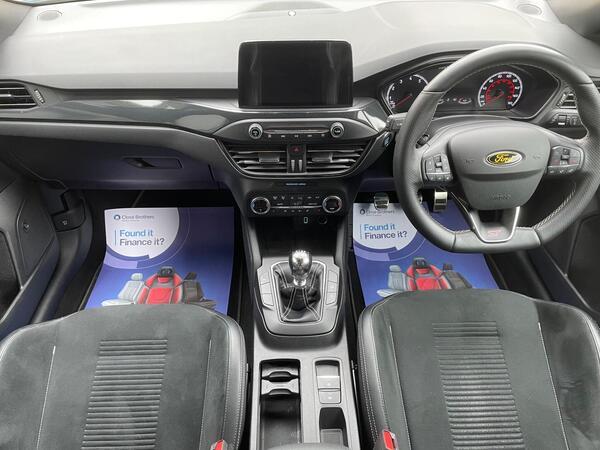 Ford Focus 2.3T EcoBoost ST Euro 6 (s/s) 5dr