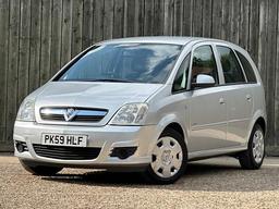 Vauxhall Meriva 1.6i 16v Club 5dr at 7th