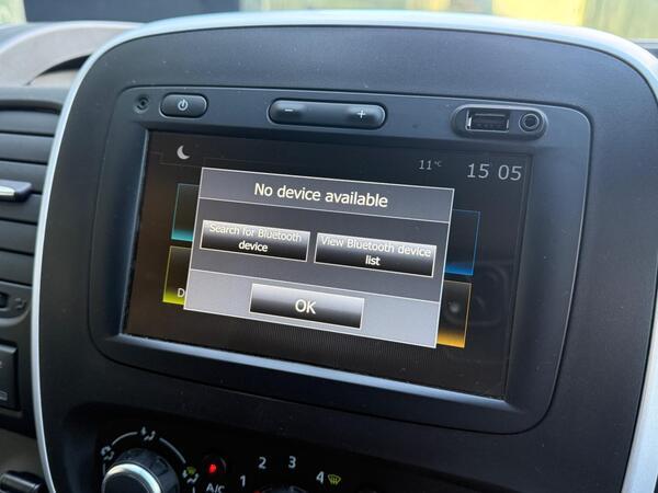 Renault Trafic 2.0 dCi ENERGY 28 Black Edition EDC SWB Standard Roof Euro 6 (s/s) 5dr