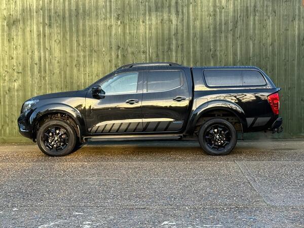 Nissan Navara 2.3 dCi N-Guard Auto 4WD Euro 6 4dr