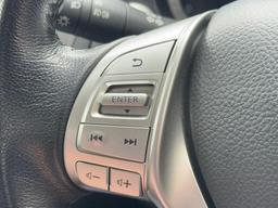 Nissan Navara 2.3 dCi N-Guard Auto 4WD Euro 6 4dr at 29th
