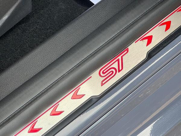 Ford Focus 2.0T EcoBoost ST-3 Euro 6 (s/s) 5dr