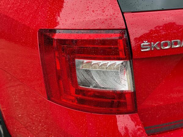 Skoda Octavia 2.0 TDI Elegance Euro 5 (s/s) 5dr