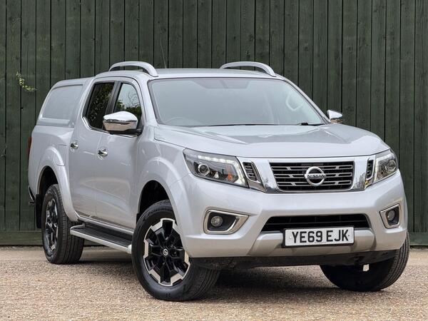 Nissan Navara 2.3 dCi Tekna Auto 4WD Euro 6 4dr