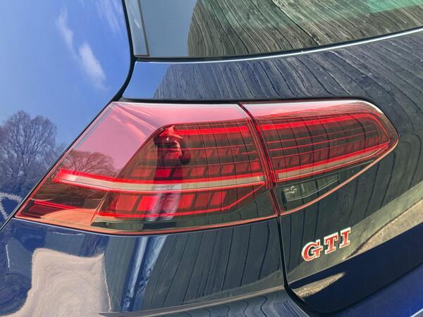 Volkswagen Golf 2.0 TSI GTI Performance Euro 6 (s/s) 5dr
