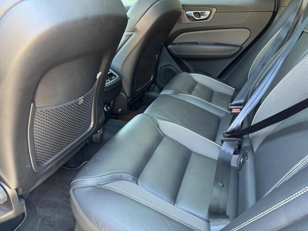 Volvo XC60 2.0 D4 R-Design Auto Euro 6 (s/s) 5dr