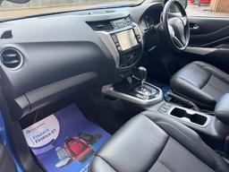 Nissan Navara 2.3 dCi N-Guard Auto 4WD Euro 6 4dr at 10th