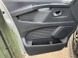Renault Trafic 2.0 dCi Blue 30 Extra Sport LWB Euro 6 (s/s) 5dr at 38th