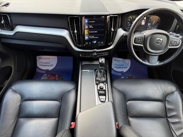 Volvo XC60 2.0 T5 Momentum Auto AWD Euro 6 (s/s) 5dr
