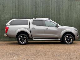 Nissan Navara 2.3 dCi Tekna Auto 4WD Euro 6 4dr at 7th