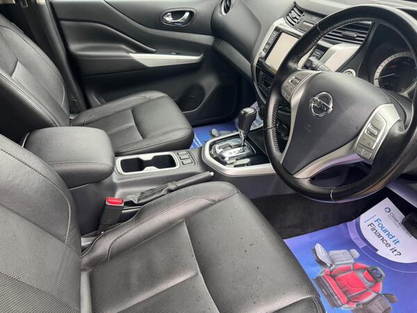 Nissan Navara 2.3 dCi Tekna Auto 4WD Euro 6 4dr