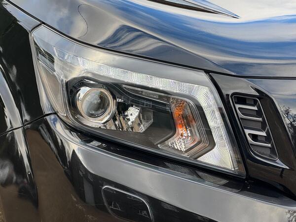 Nissan Navara 2.3 dCi N-Guard Auto 4WD Euro 6 4dr