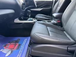 Nissan Navara 2.3 dCi Tekna Auto 4WD Euro 6 4dr at 34th