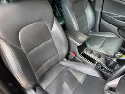 Hyundai TUCSON 1.6 T-GDi Premium Euro 6 (s/s) 5dr at 7th