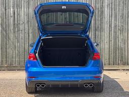 Audi S3 2.0 TFSI Black Edition Sportback S Tronic quattro Euro 6 (s/s) 5dr at 55th