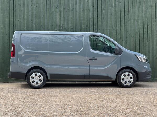 Renault Trafic 2.0 dCi Blue SL28 Business+ L1 H1 Euro 6 (s/s) 5dr