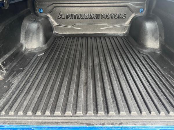 Mitsubishi L200 2.4 DI-D DC Warrior Auto 4WD Euro 6 4dr