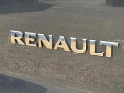 Renault Trafic 2.0 dCi ENERGY 28 Sport SWB Standard Roof Euro 6 (s/s) 5dr at 41th