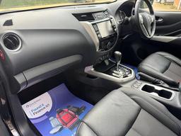 Nissan Navara 2.3 dCi N-Guard Auto 4WD Euro 6 4dr at 4th