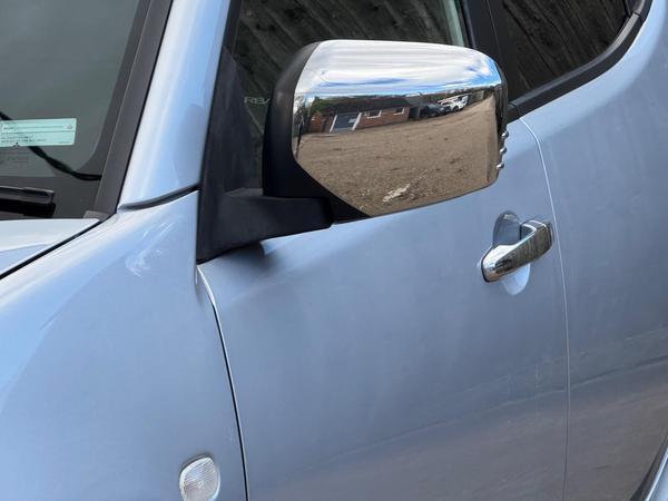 Mitsubishi L200 2.5 DI-D Barbarian 4WD Euro 5 4dr (LB)