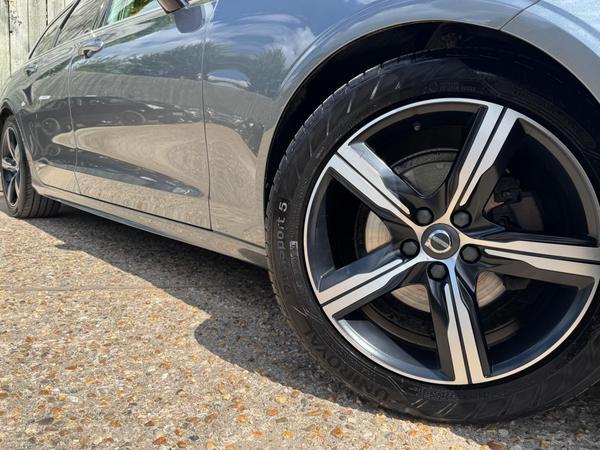 Volvo V90 2.0 D4 R-Design Auto Euro 6 (s/s) 5dr