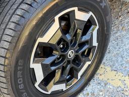 Nissan Navara 2.3 dCi Tekna 4WD Euro 6 (s/s) 4dr at 38th