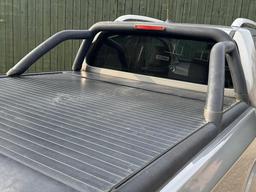 Nissan Navara 2.3 dCi Tekna Auto 4WD Euro 6 4dr at 12th