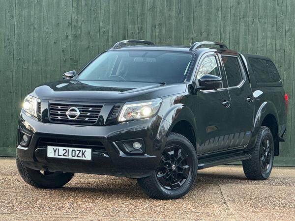Nissan Navara 2.3 dCi N-Guard Auto 4WD Euro 6 4dr