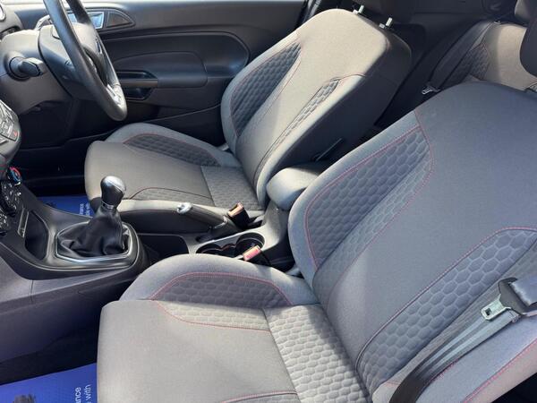 Ford Fiesta 1.0T EcoBoost ST-Line Euro 6 (s/s) 3dr