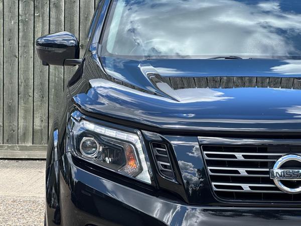 Nissan Navara 2.3 dCi N-Guard Auto 4WD Euro 6 4dr