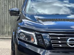 Nissan Navara 2.3 dCi N-Guard Auto 4WD Euro 6 4dr at 46th