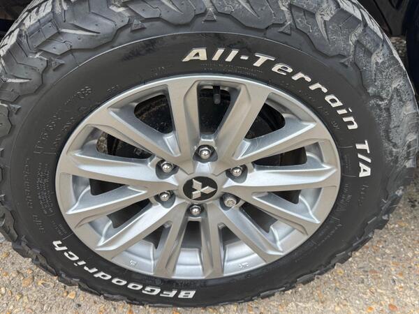 Mitsubishi L200 2.4 DI-D DC Barbarian Auto 4WD Euro 6 4dr