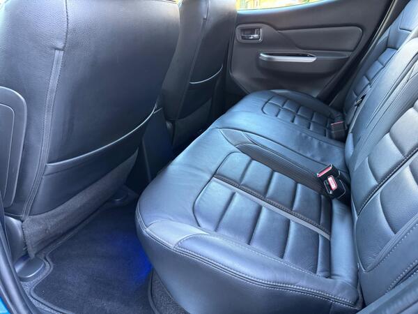 Mitsubishi L200 2.4 DI-D DC Barbarian Auto 4WD Euro 6 4dr