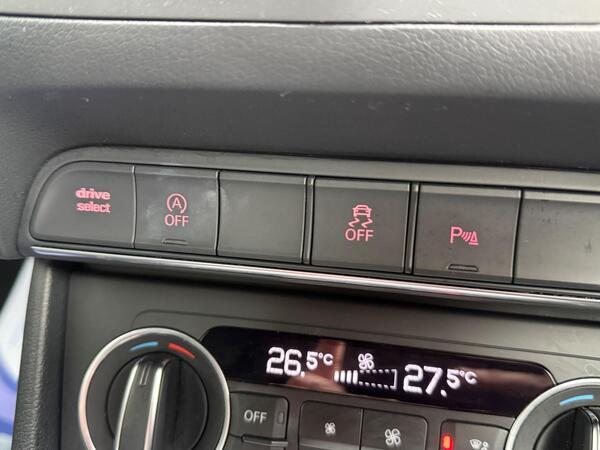 Audi Q3 1.4 TFSI CoD S line Edition S Tronic Euro 6 (s/s) 5dr