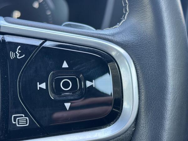 Volvo XC60 2.0 D4 R-Design Auto Euro 6 (s/s) 5dr