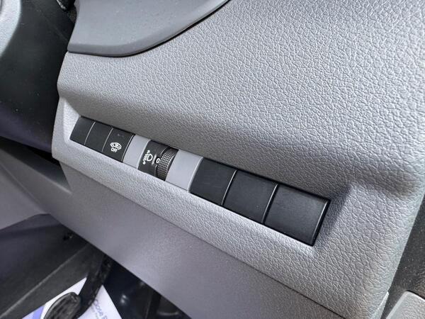 Peugeot Expert 2.0 BlueHDi 1400 Professional Premium Standard Panel Van MWB Euro 6 (s/s) 6dr