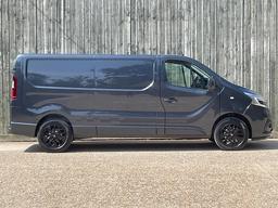 Renault Trafic 2.0 dCi ENERGY 30 Black Edition LWB Standard Roof Euro 6 (s/s) 5dr at 19th