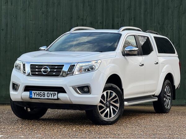 Nissan Navara 2.3 dCi Tekna 4WD Euro 6 (s/s) 4dr