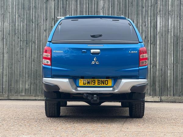 Mitsubishi L200 2.4 DI-D DC Warrior Auto 4WD Euro 6 4dr