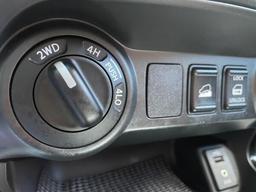 Nissan Navara 2.3 dCi Tekna Auto 4WD Euro 6 4dr at 30th