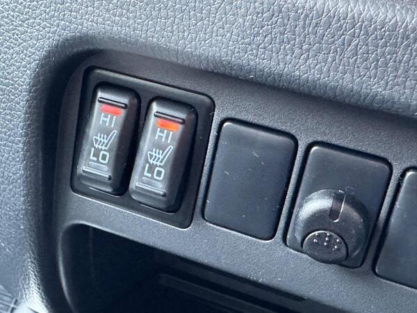 Mitsubishi L200 2.4 DI-D DC Barbarian Auto 4WD Euro 6 4dr