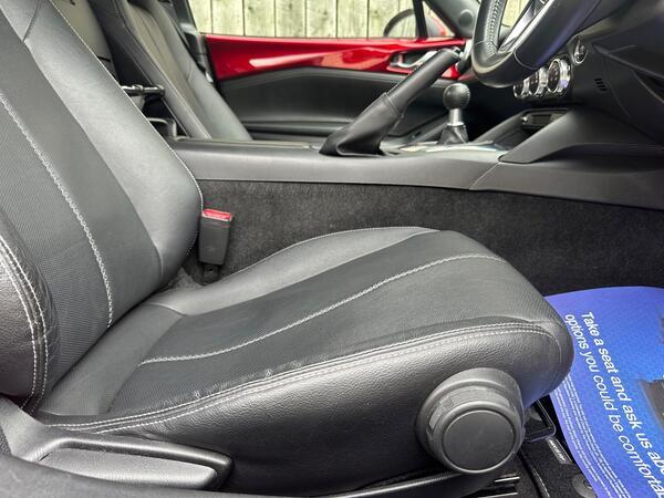 Mazda MX-5 RF 1.5 SKYACTIV-G Sport Euro 6 (s/s) 2dr