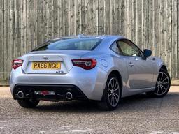 Toyota GT86 2.0 Boxer D-4S Pro Euro 6 2dr at 12th