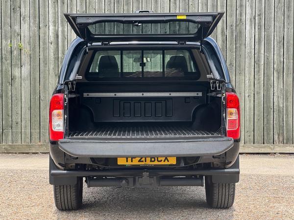 Nissan Navara 2.3 dCi Acenta 4WD Euro 6 (s/s) 4dr