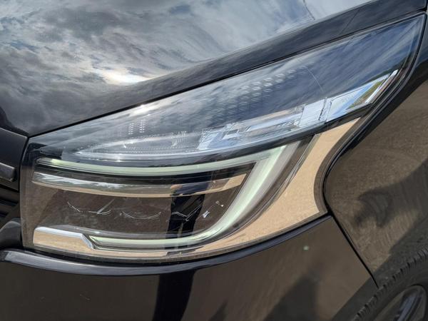Renault Trafic 2.0 dCi ENERGY 28 Black Edition SWB Standard Roof Euro 6 (s/s) 5dr